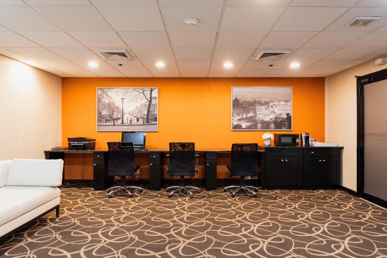 Crowne Plaza Newark Airport By Ihg Elizabeth