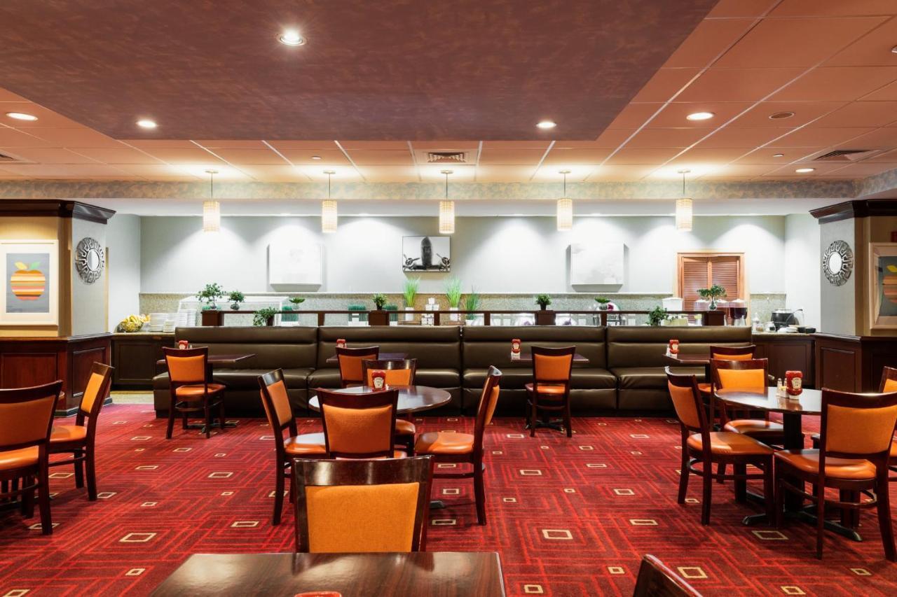 Crowne Plaza Newark Airport By Ihg Hotel Elizabeth
