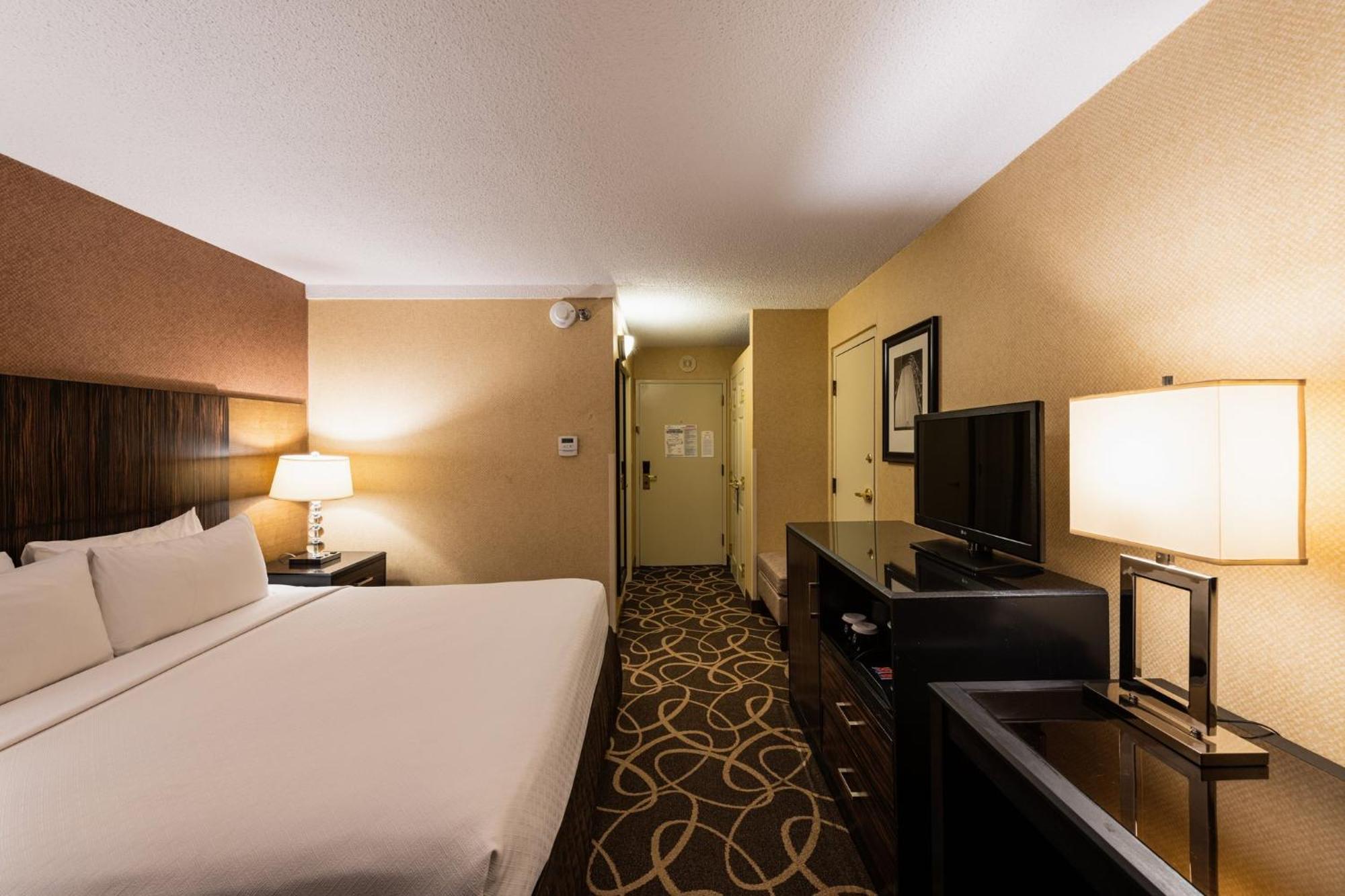 Crowne Plaza Newark Airport By Ihg 4* Elizabeth