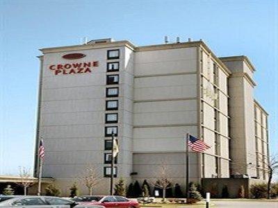 Crowne Plaza Newark Airport By Ihg Hotel